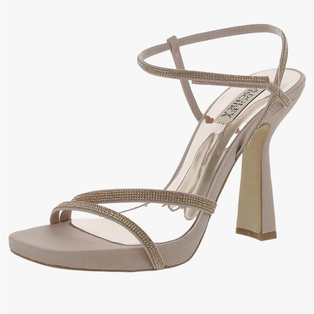 NWT Badgley Mischka Urbana Heel in Lavender Mist